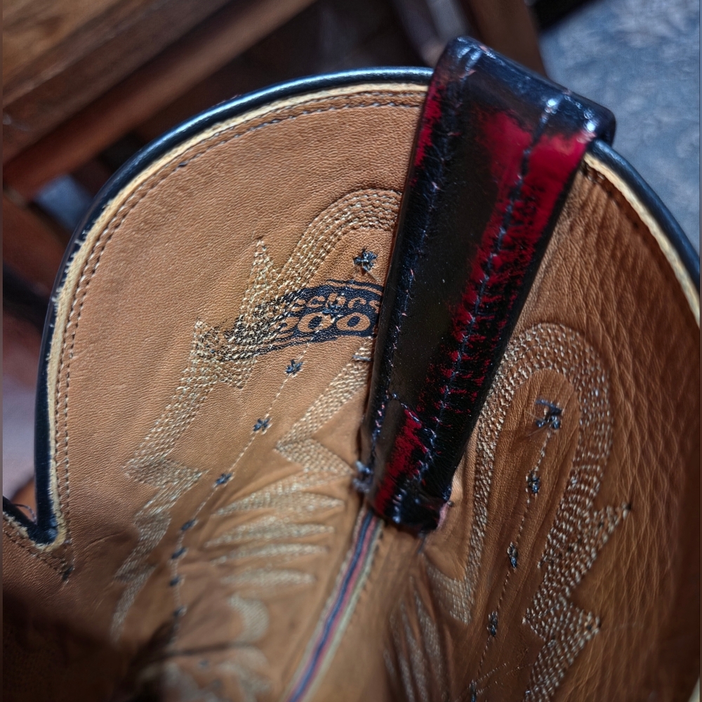 Lucchese Classic 2000 Full Quill Ostrich leather in a Black Cherry. - Picture 6 of 11